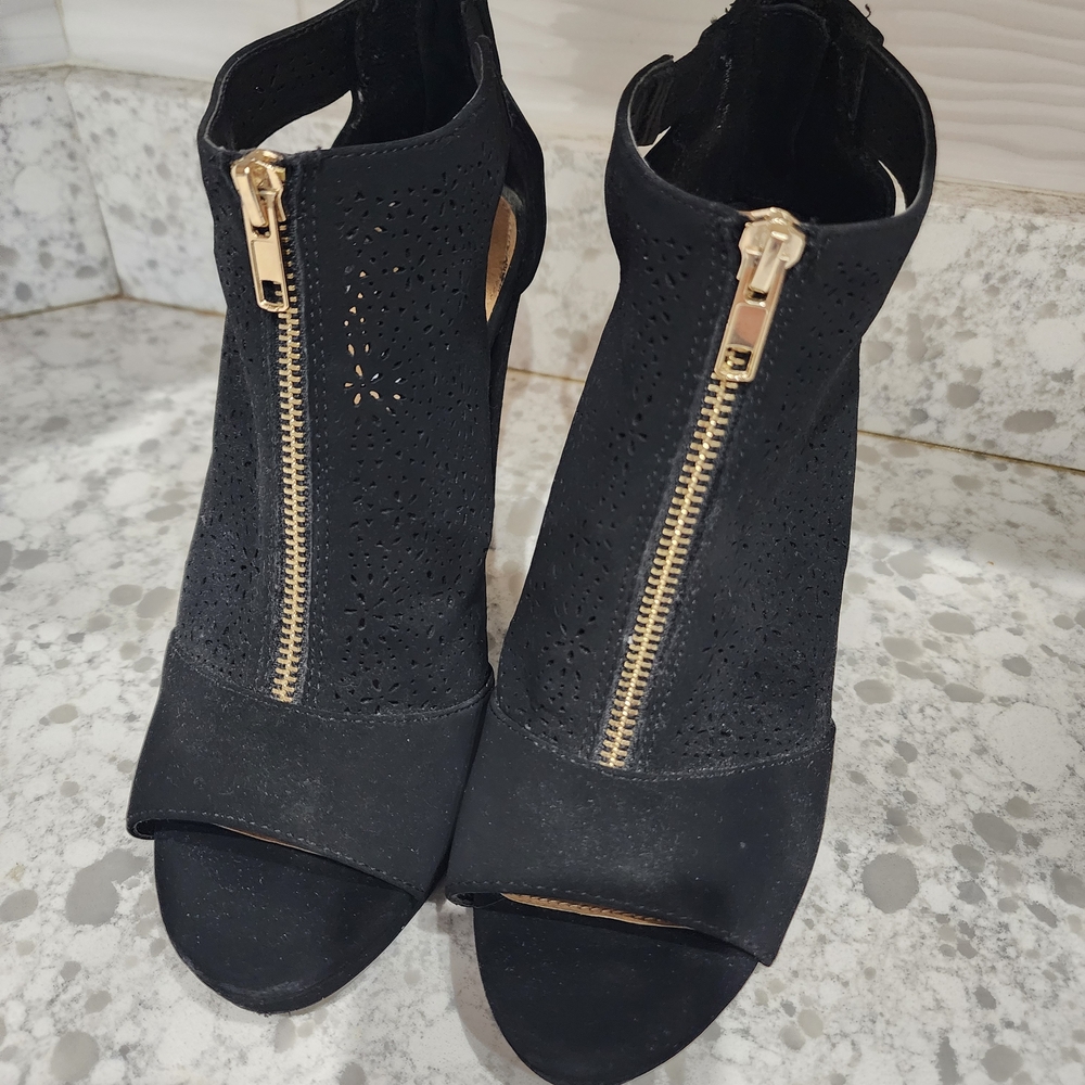 Report Black Heeled Boots with Gold Accents NWOT